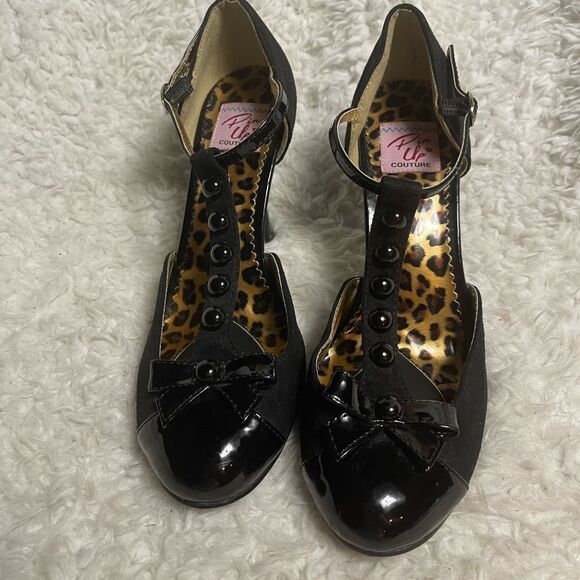 Pin Up Couture synthetic patent & suede BLK T Strap Shoes bow & jewel accentSZ10 - Picture 1 of 9